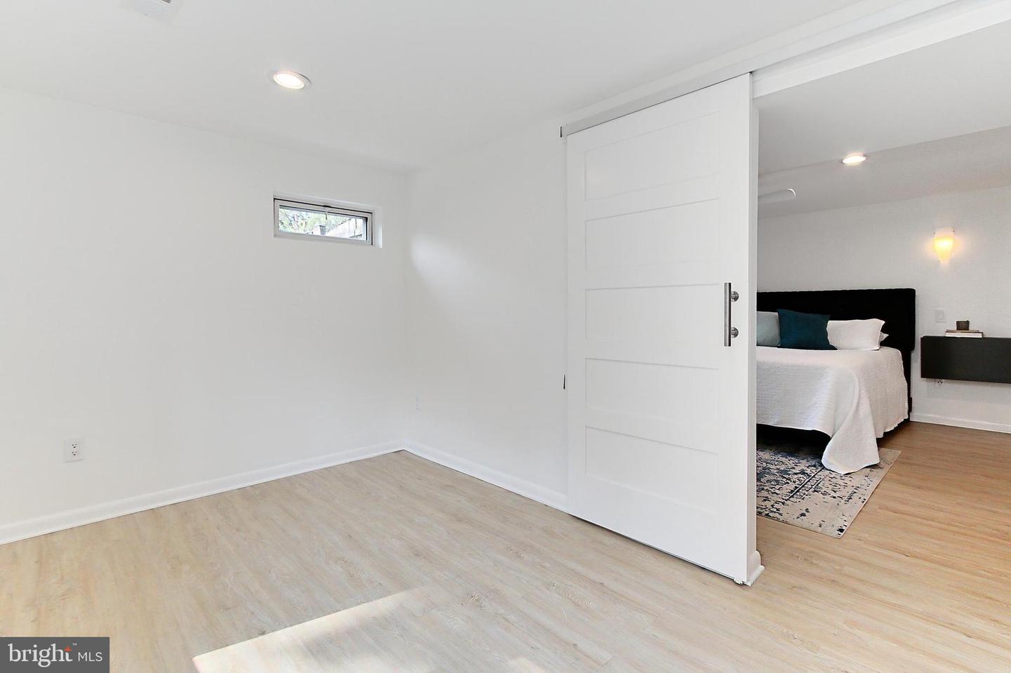 997 N TUCKAHOE ST, FALLS CHURCH, Virginia 22046, 3 Bedrooms Bedrooms, ,2 BathroomsBathrooms,Residential,For sale,997 N TUCKAHOE ST,VAFA2002906 MLS # VAFA2002906