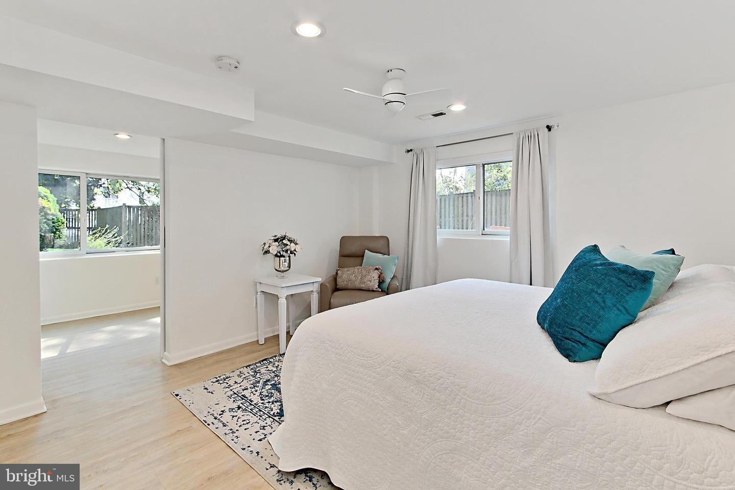 997 N TUCKAHOE ST, FALLS CHURCH, Virginia 22046, 3 Bedrooms Bedrooms, ,2 BathroomsBathrooms,Residential,For sale,997 N TUCKAHOE ST,VAFA2002906 MLS # VAFA2002906