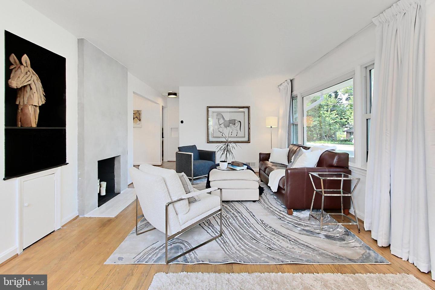 997 N TUCKAHOE ST, FALLS CHURCH, Virginia 22046, 3 Bedrooms Bedrooms, ,2 BathroomsBathrooms,Residential,For sale,997 N TUCKAHOE ST,VAFA2002906 MLS # VAFA2002906