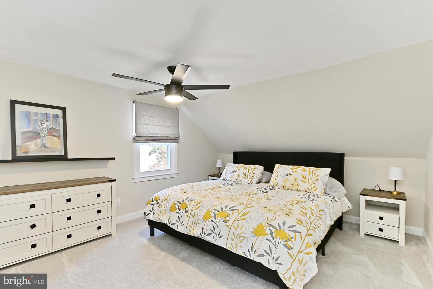 5712 18TH RD N, ARLINGTON, Virginia 22205, 4 Bedrooms Bedrooms, 9 Rooms Rooms,2 BathroomsBathrooms,Residential,For sale,5712 18TH RD N,VAAR2056008 MLS # VAAR2056008