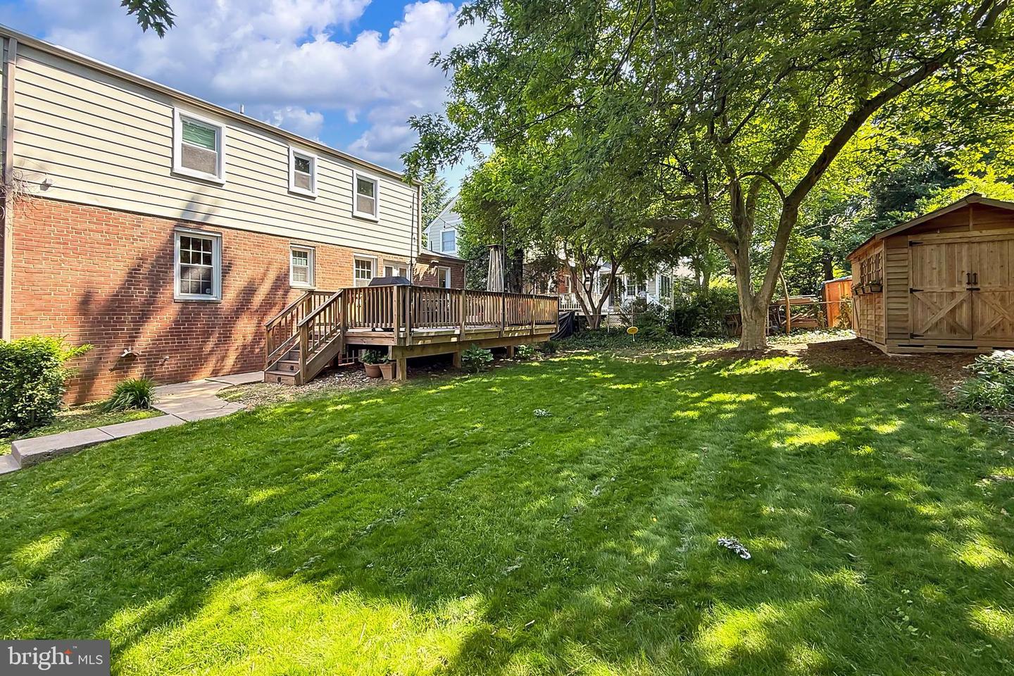 5712 18TH RD N, ARLINGTON, Virginia 22205, 4 Bedrooms Bedrooms, 9 Rooms Rooms,2 BathroomsBathrooms,Residential,For sale,5712 18TH RD N,VAAR2056008 MLS # VAAR2056008