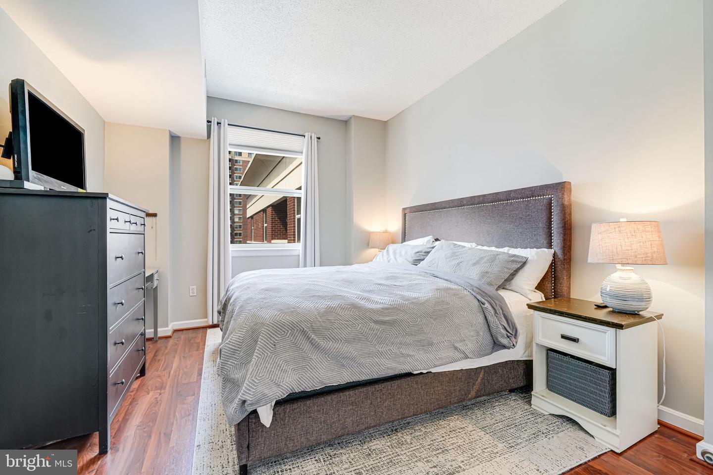 880 N POLLARD ST #1021, ARLINGTON, Virginia 22203, 2 Bedrooms Bedrooms, ,1 BathroomBathrooms,Residential,For sale,880 N POLLARD ST #1021,VAAR2056188 MLS # VAAR2056188