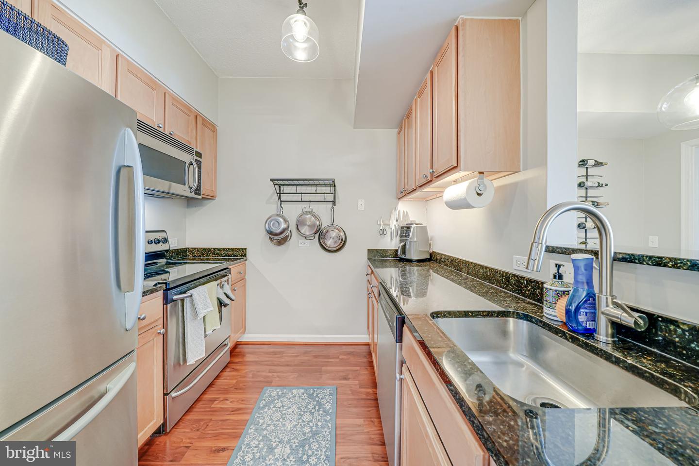 880 N POLLARD ST #1021, ARLINGTON, Virginia 22203, 2 Bedrooms Bedrooms, ,1 BathroomBathrooms,Residential,For sale,880 N POLLARD ST #1021,VAAR2056188 MLS # VAAR2056188