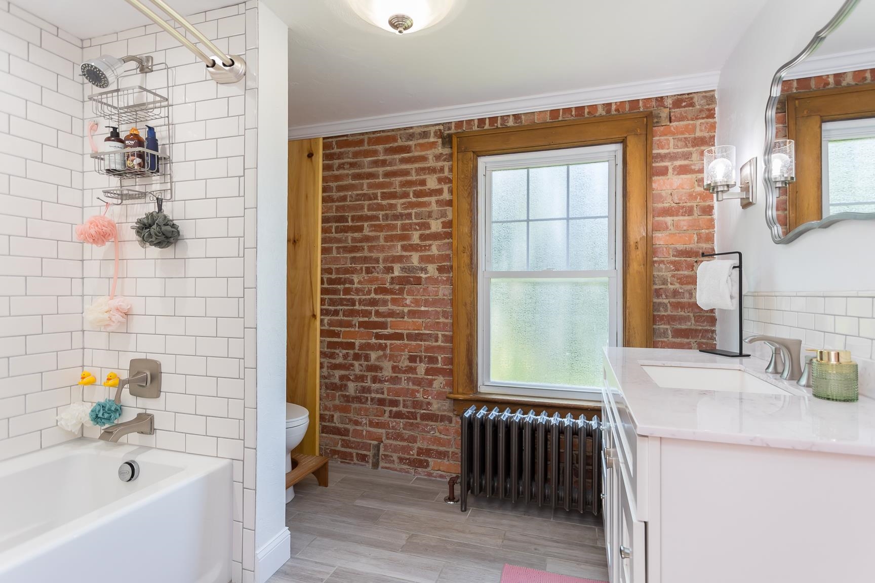 425 E ELIZABETH ST, HARRISONBURG, Virginia 22801, 3 Bedrooms Bedrooms, ,1 BathroomBathrooms,Residential,Anderson,425 E ELIZABETH ST,665410 MLS # 665410
