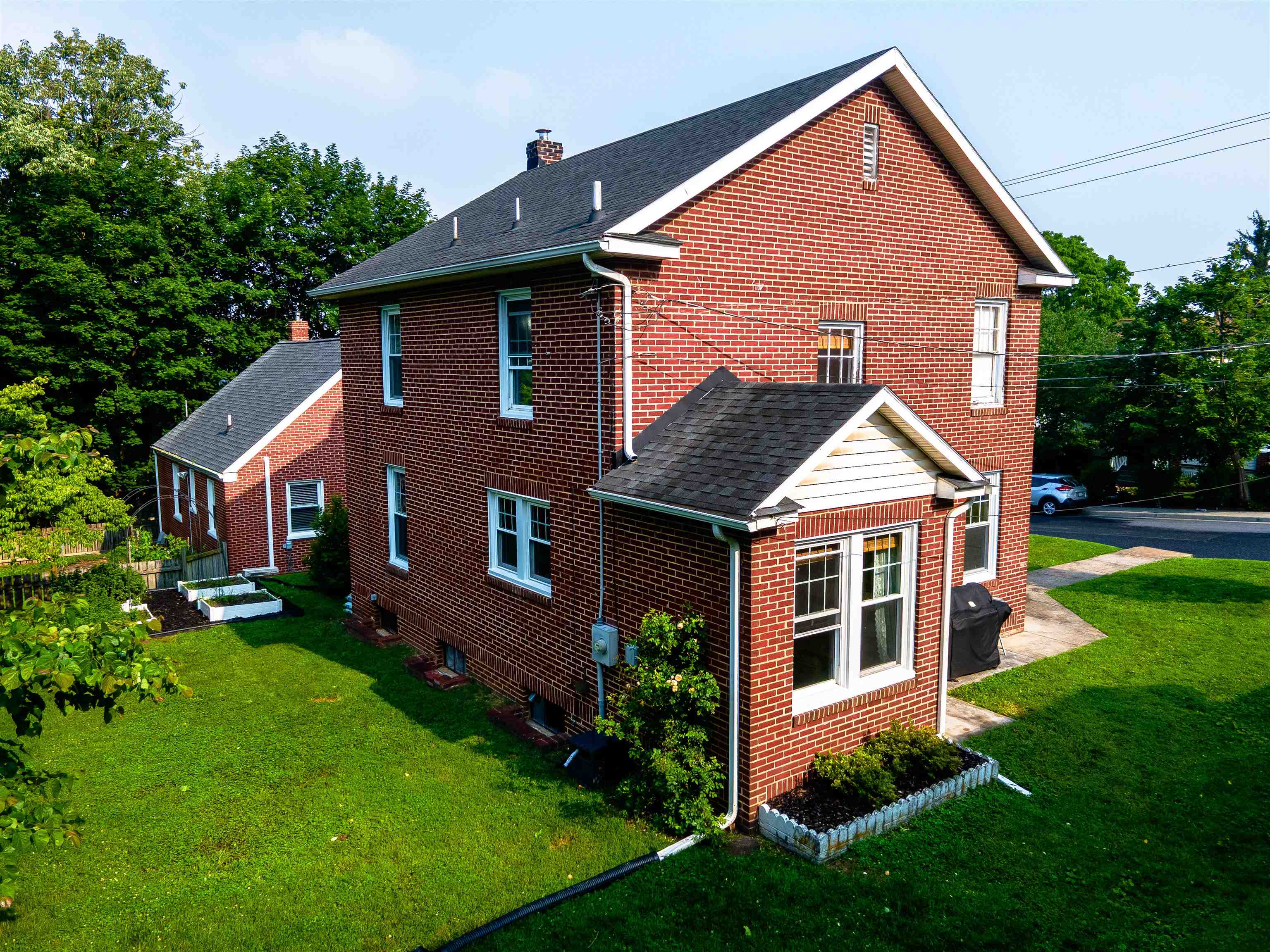 425 E ELIZABETH ST, HARRISONBURG, Virginia 22801, 3 Bedrooms Bedrooms, ,1 BathroomBathrooms,Residential,Anderson,425 E ELIZABETH ST,665410 MLS # 665410