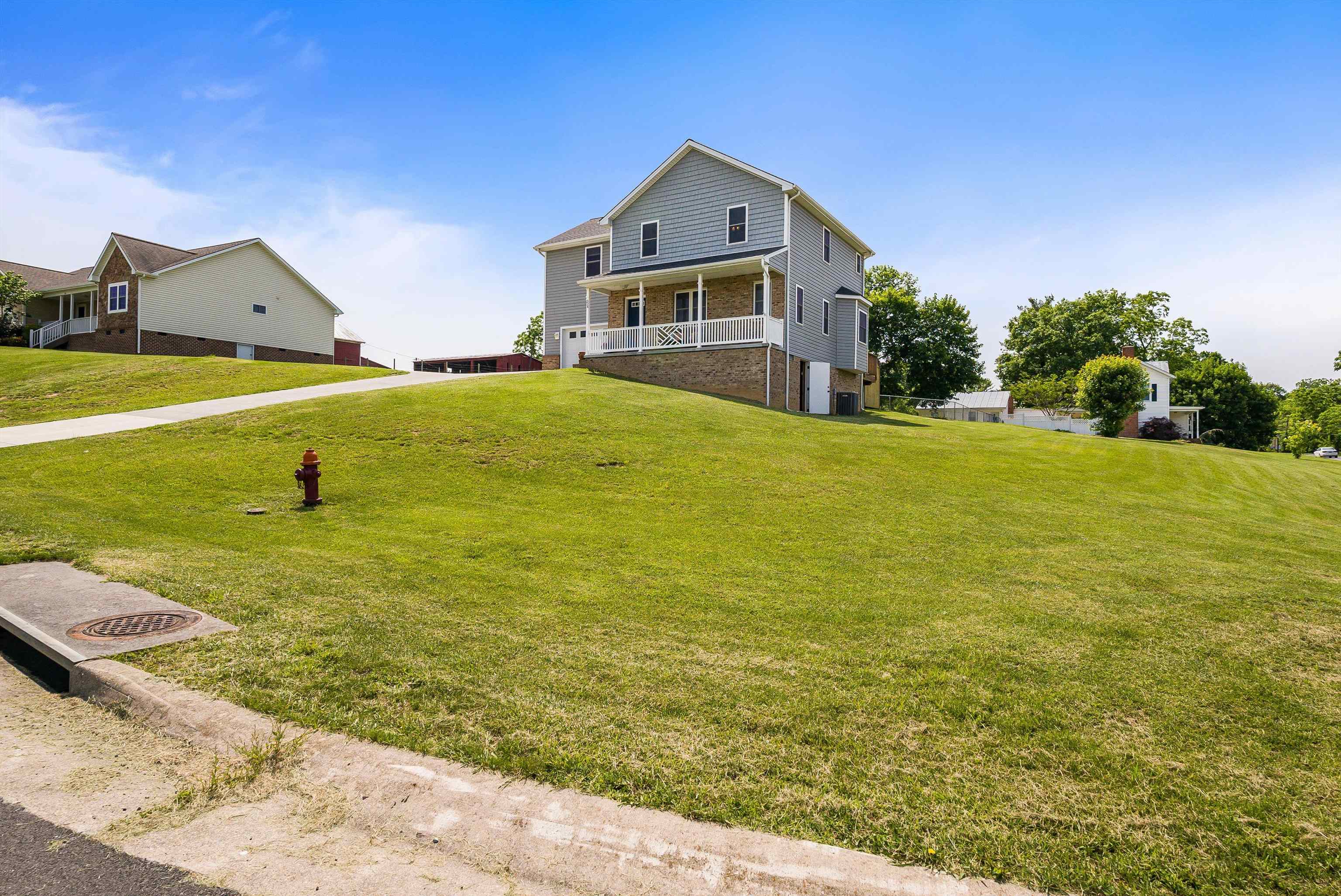 324 RUSTIC AVE, BROADWAY, Virginia 22815, 3 Bedrooms Bedrooms, ,2 BathroomsBathrooms,Residential,324 RUSTIC AVE,665412 MLS # 665412
