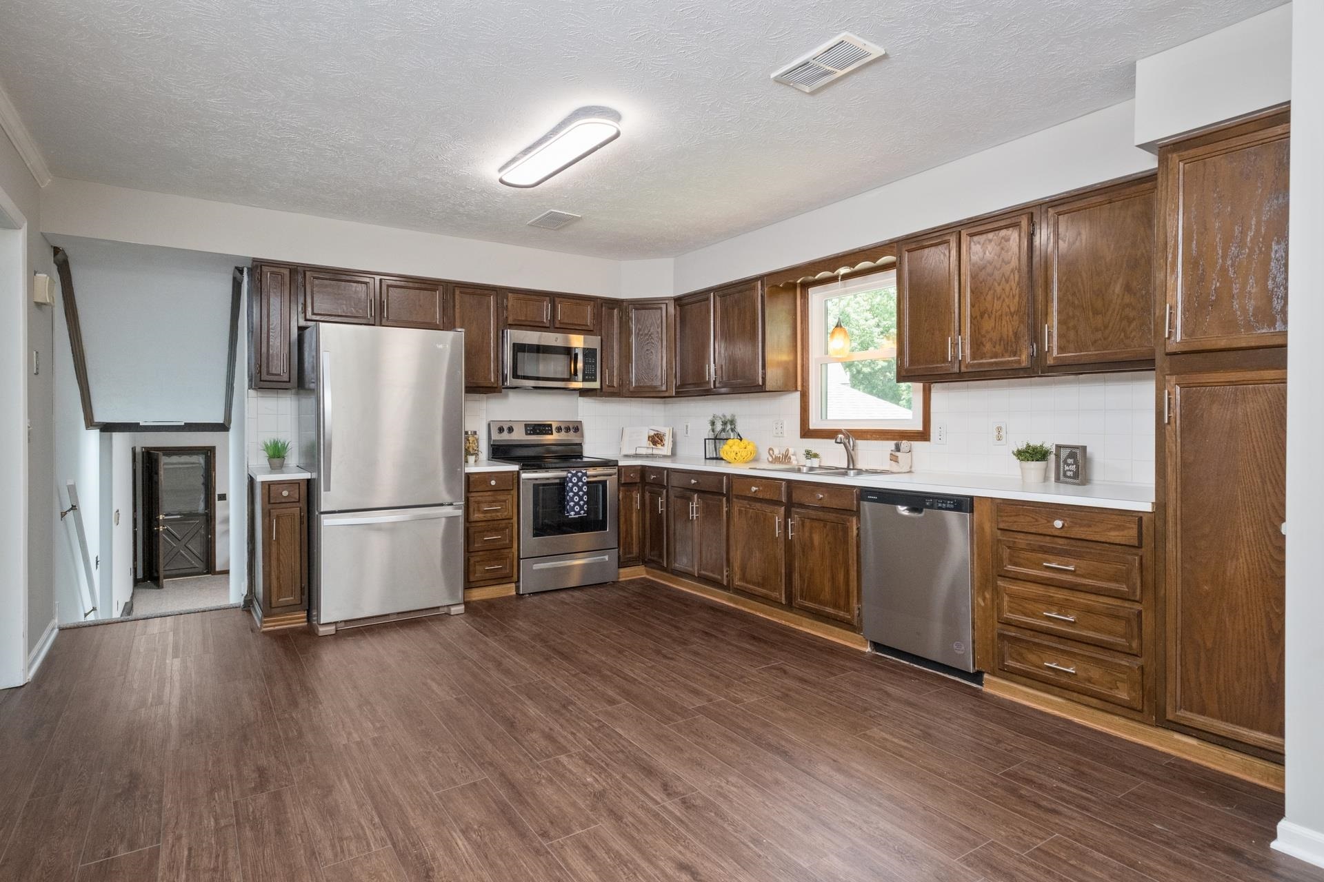 2822 PLANTATION LN, WAYNESBORO, Virginia 22980, 5 Bedrooms Bedrooms, ,3 BathroomsBathrooms,Residential,2822 PLANTATION LN,665423 MLS # 665423