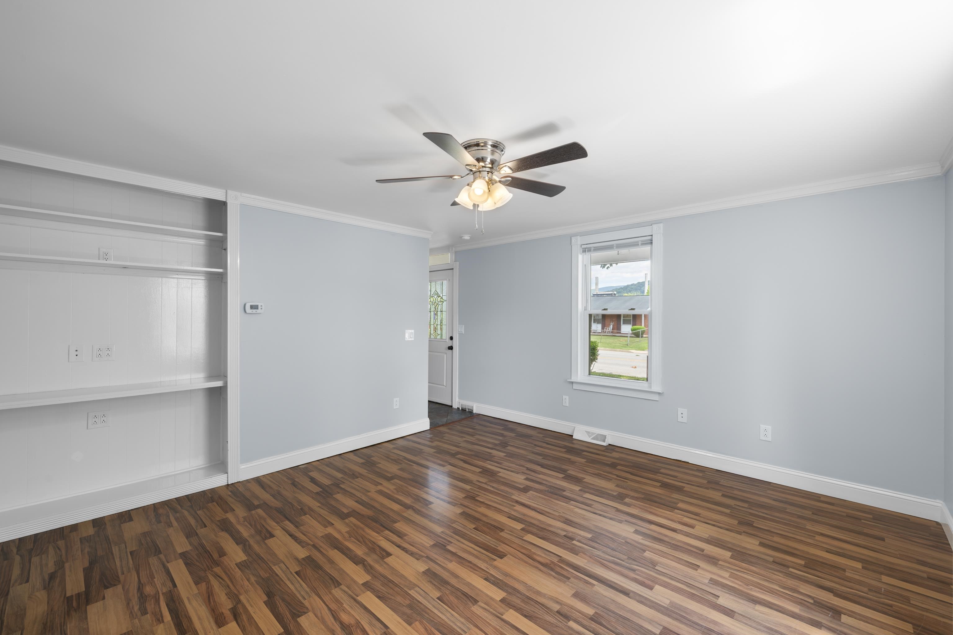 561 ARCH AVE, WAYNESBORO, Virginia 22980, 4 Bedrooms Bedrooms, ,2 BathroomsBathrooms,Residential,561 ARCH AVE,665424 MLS # 665424