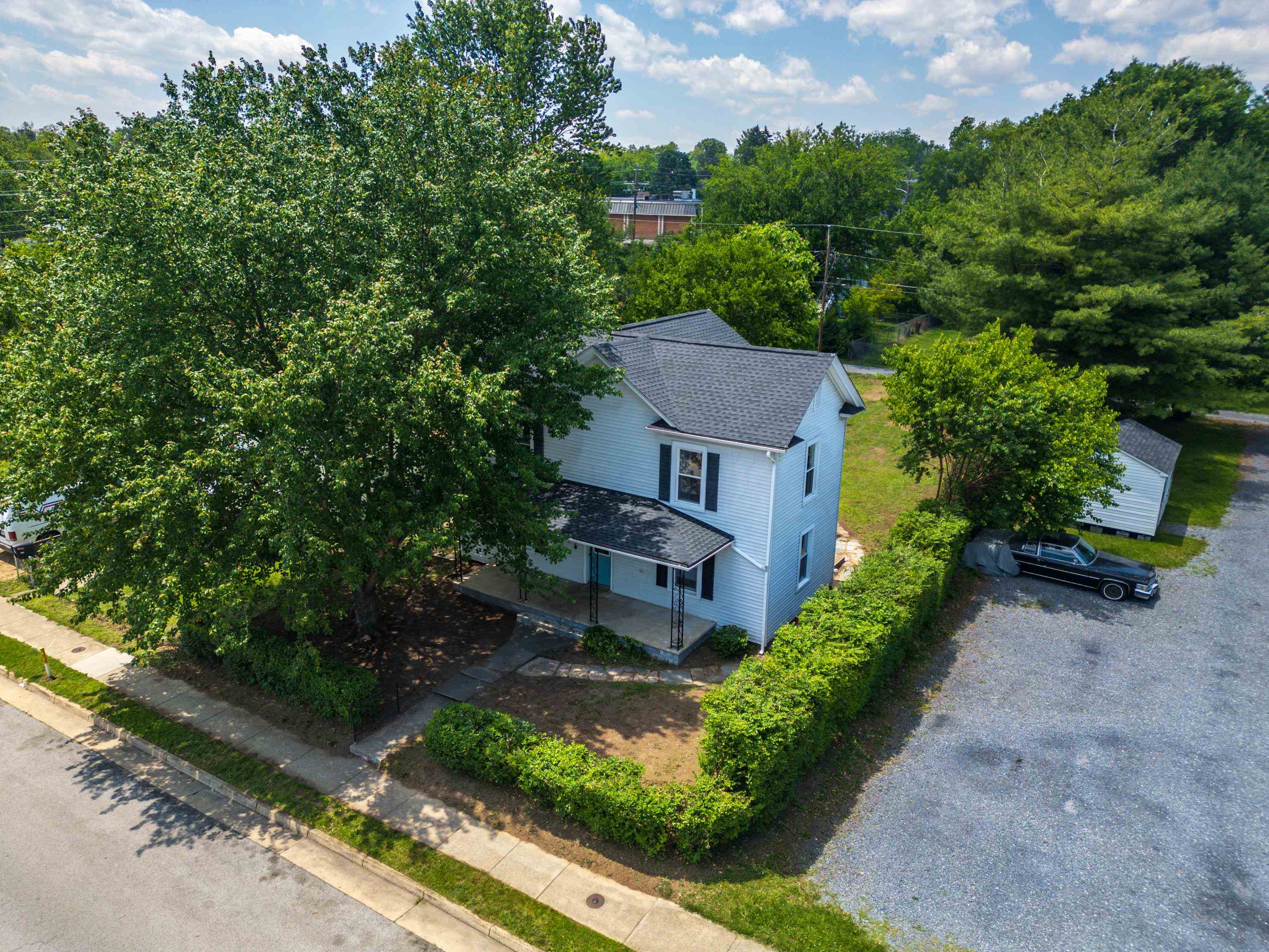 561 ARCH AVE, WAYNESBORO, Virginia 22980, 4 Bedrooms Bedrooms, ,2 BathroomsBathrooms,Residential,561 ARCH AVE,665424 MLS # 665424
