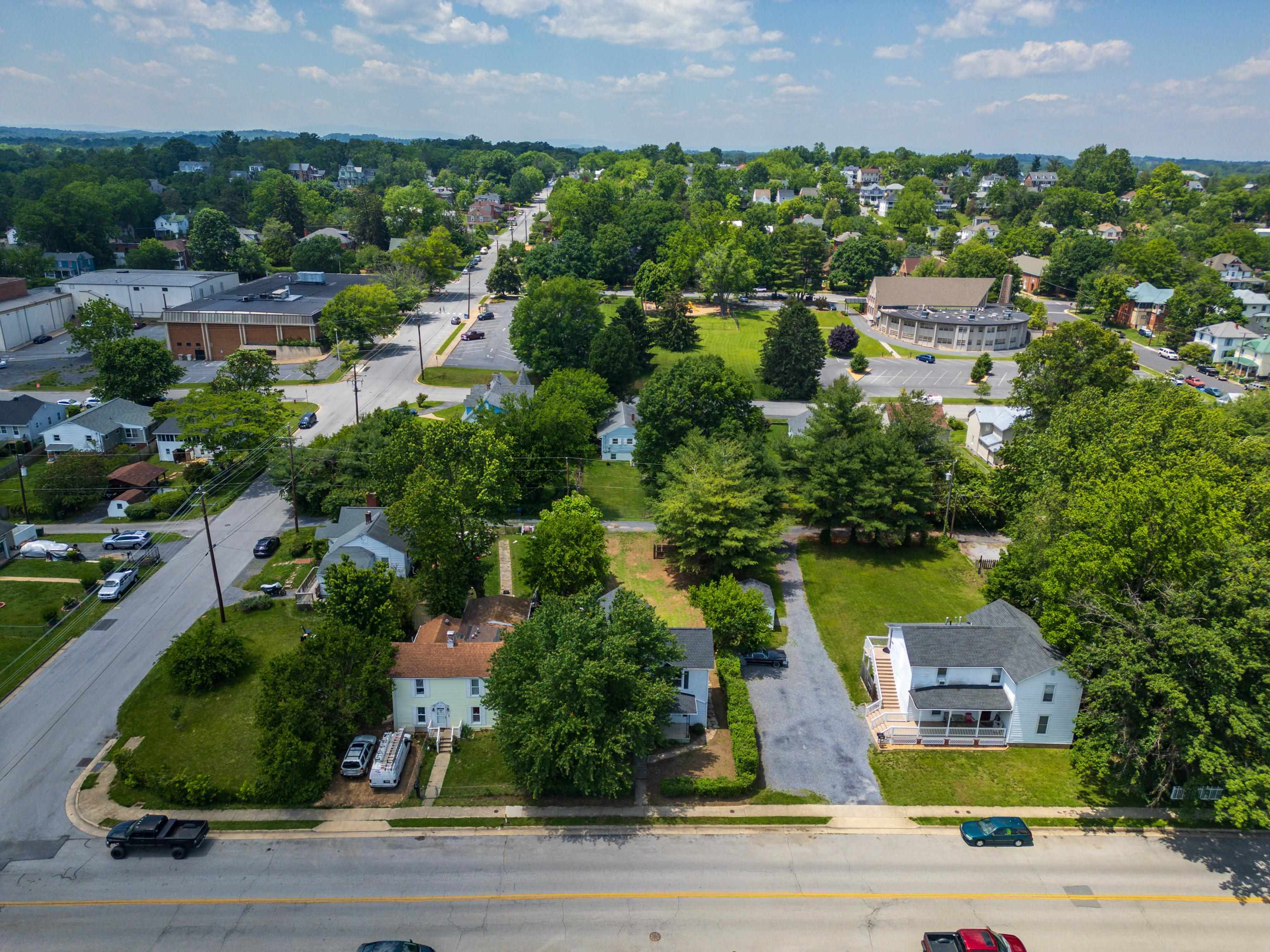 561 ARCH AVE, WAYNESBORO, Virginia 22980, 4 Bedrooms Bedrooms, ,2 BathroomsBathrooms,Residential,561 ARCH AVE,665424 MLS # 665424