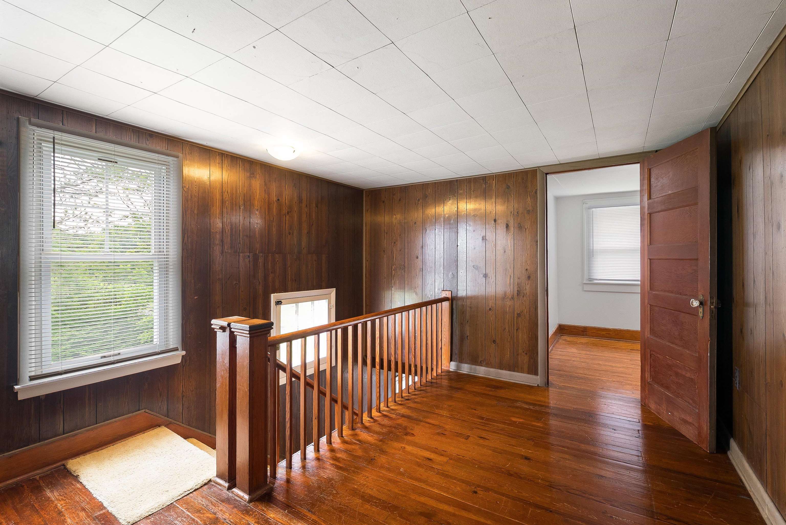 4056 EAST POINT RD, ELKTON, Virginia 22827, 4 Bedrooms Bedrooms, ,1 BathroomBathrooms,Residential,4056 EAST POINT RD,665426 MLS # 665426