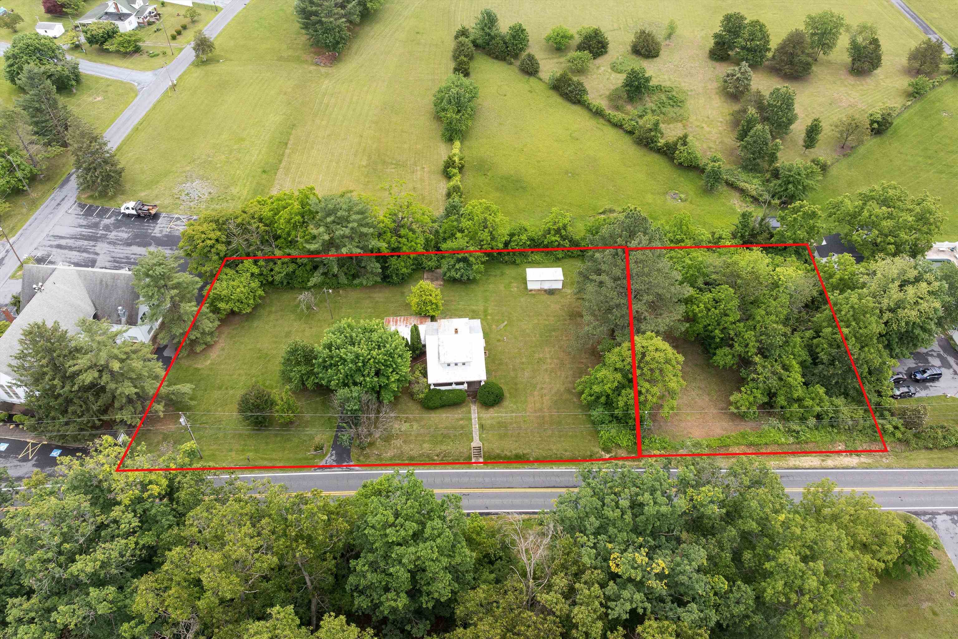 4056 EAST POINT RD, ELKTON, Virginia 22827, 4 Bedrooms Bedrooms, ,1 BathroomBathrooms,Residential,4056 EAST POINT RD,665426 MLS # 665426