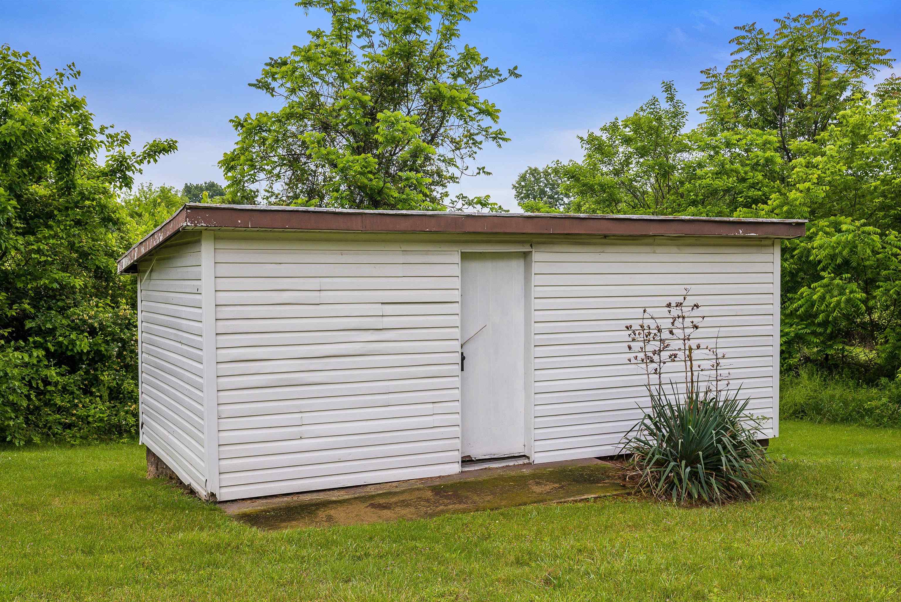 4056 EAST POINT RD, ELKTON, Virginia 22827, 4 Bedrooms Bedrooms, ,1 BathroomBathrooms,Residential,4056 EAST POINT RD,665426 MLS # 665426