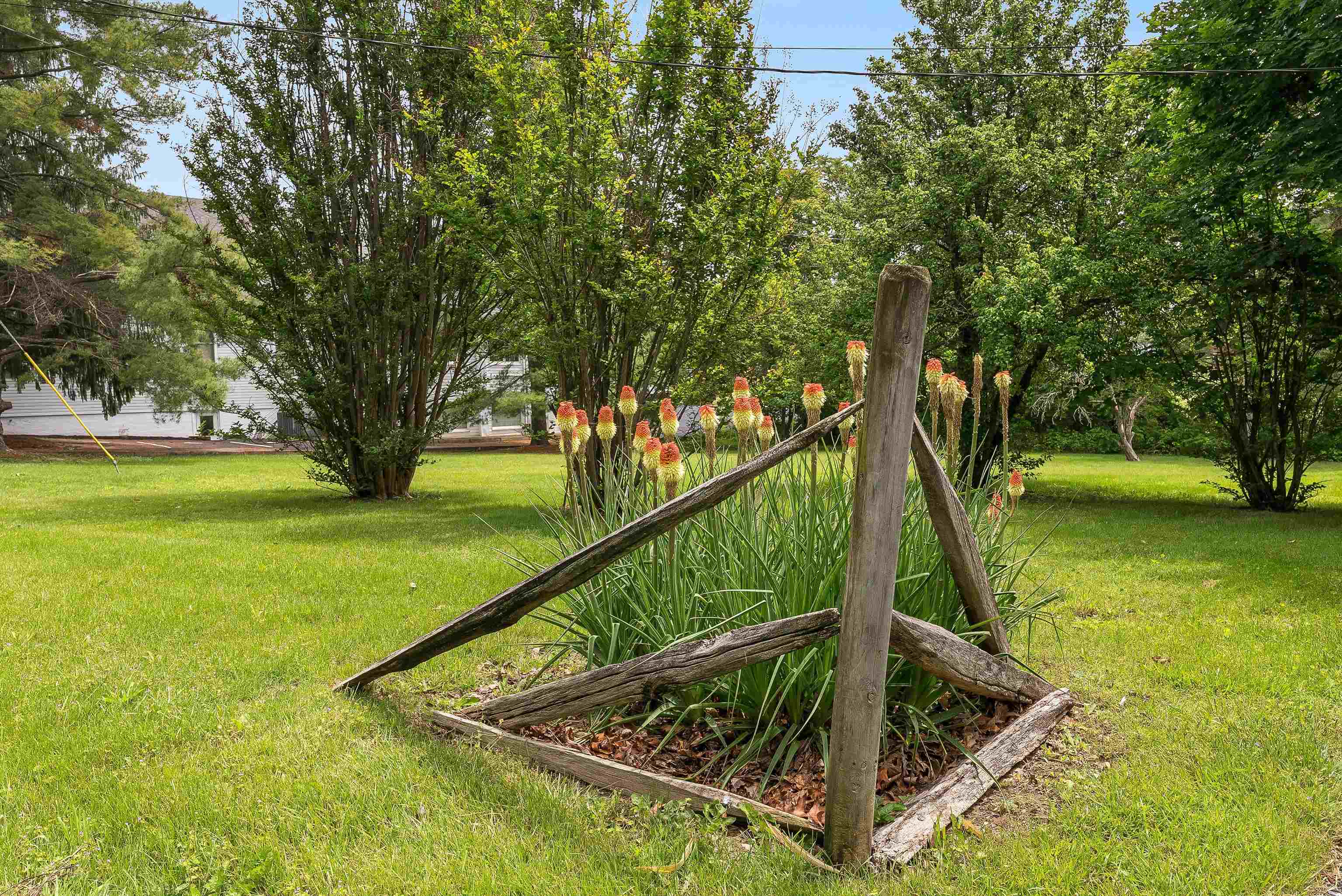 4056 EAST POINT RD, ELKTON, Virginia 22827, 4 Bedrooms Bedrooms, ,1 BathroomBathrooms,Residential,4056 EAST POINT RD,665426 MLS # 665426