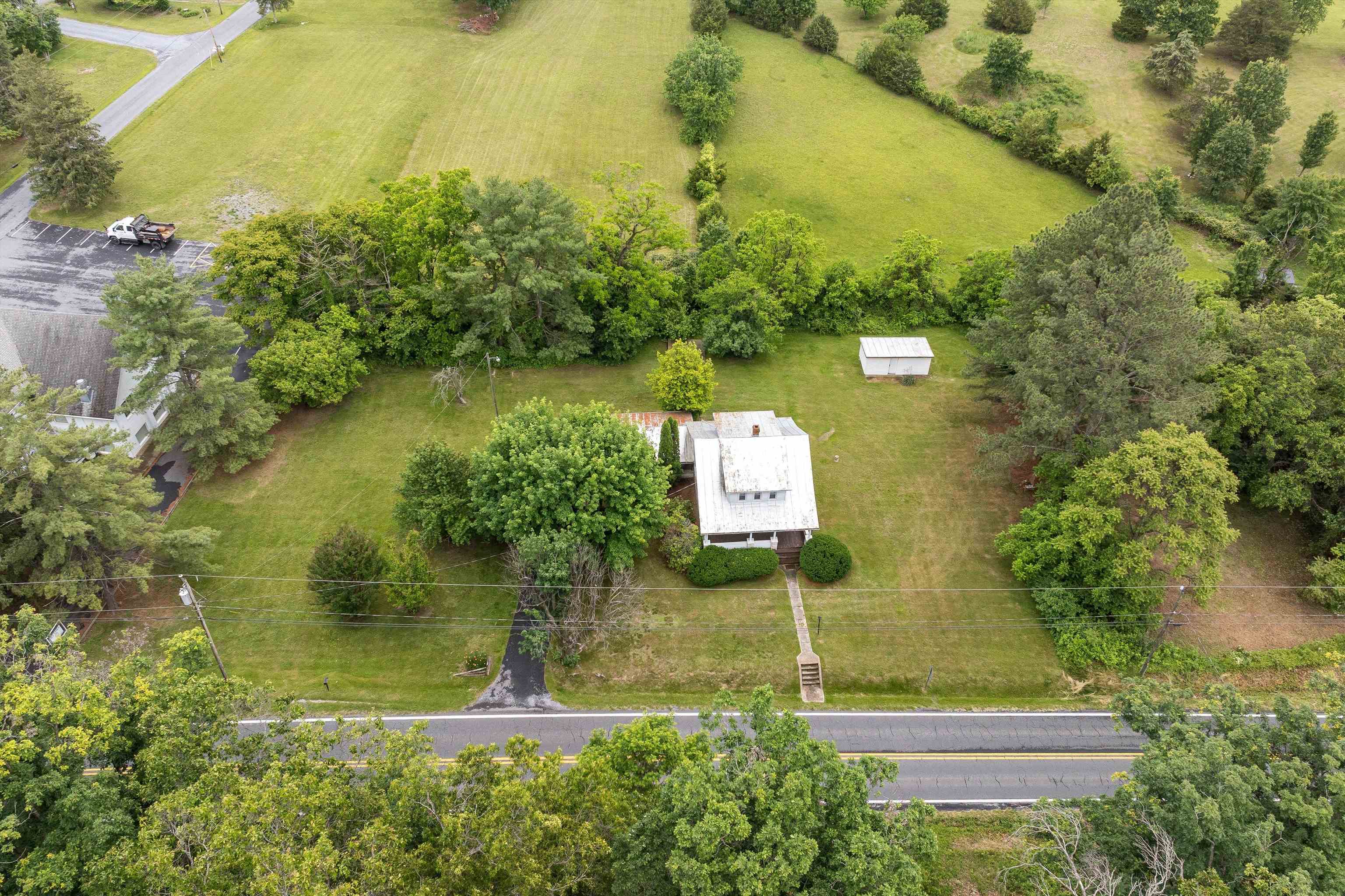 4056 EAST POINT RD, ELKTON, Virginia 22827, 4 Bedrooms Bedrooms, ,1 BathroomBathrooms,Residential,4056 EAST POINT RD,665426 MLS # 665426