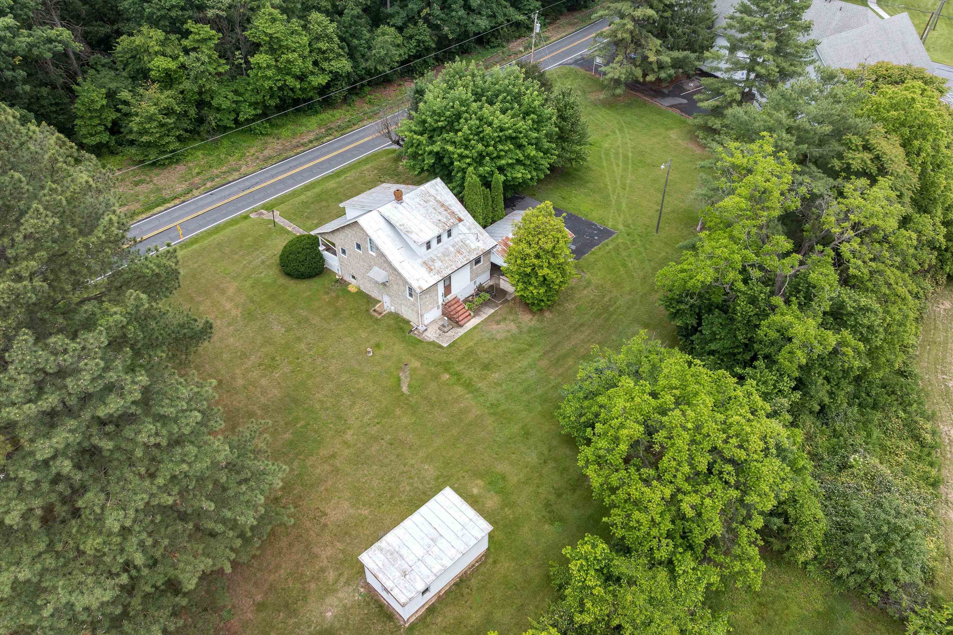 4056 EAST POINT RD, ELKTON, Virginia 22827, 4 Bedrooms Bedrooms, ,1 BathroomBathrooms,Residential,4056 EAST POINT RD,665426 MLS # 665426