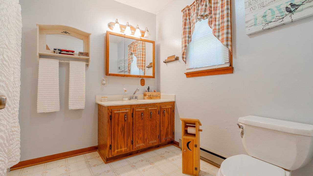 2468 DRY RUN RD, LURAY, Virginia 22835, 3 Bedrooms Bedrooms, ,2 BathroomsBathrooms,Residential,2468 DRY RUN RD,665429 MLS # 665429