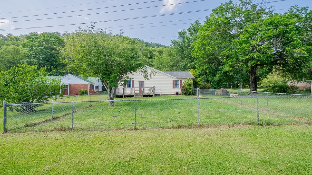 2468 DRY RUN RD, LURAY, Virginia 22835, 3 Bedrooms Bedrooms, ,2 BathroomsBathrooms,Residential,2468 DRY RUN RD,665429 MLS # 665429