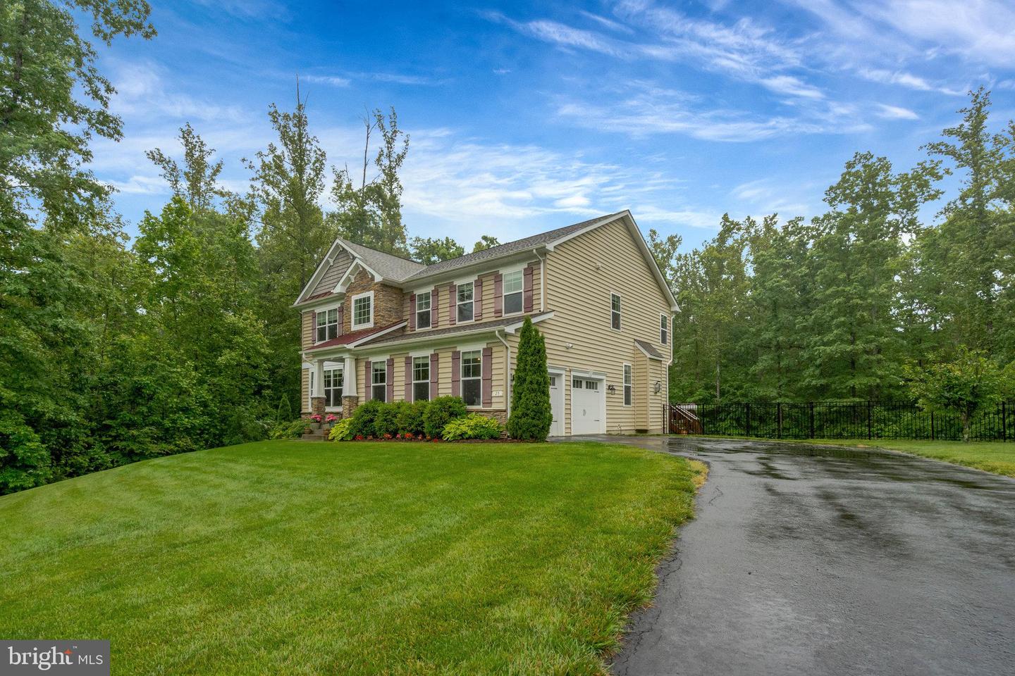25 WAVERLY WAY, STAFFORD, Virginia 22556, 4 Bedrooms Bedrooms, ,4 BathroomsBathrooms,Residential,For sale,25 WAVERLY WAY,VAST2038164 MLS # VAST2038164
