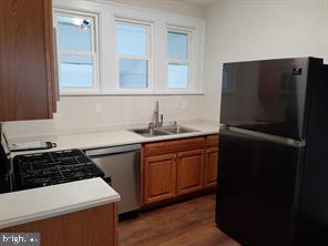 811 BERRYVILLE AVE, WINCHESTER, Virginia 22601, 6 Bedrooms Bedrooms, ,3 BathroomsBathrooms,Residential,For sale,811 BERRYVILLE AVE,VAWI2007588 MLS # VAWI2007588
