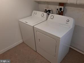 811 BERRYVILLE AVE, WINCHESTER, Virginia 22601, 6 Bedrooms Bedrooms, ,3 BathroomsBathrooms,Residential,For sale,811 BERRYVILLE AVE,VAWI2007588 MLS # VAWI2007588