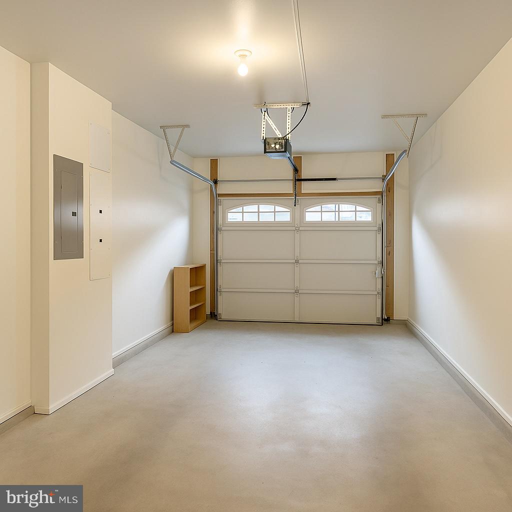 43370 TOWN GATE SQ, CHANTILLY, Virginia 20152, 3 Bedrooms Bedrooms, ,2 BathroomsBathrooms,Residential,For sale,43370 TOWN GATE SQ,VALO2094896 MLS # VALO2094896
