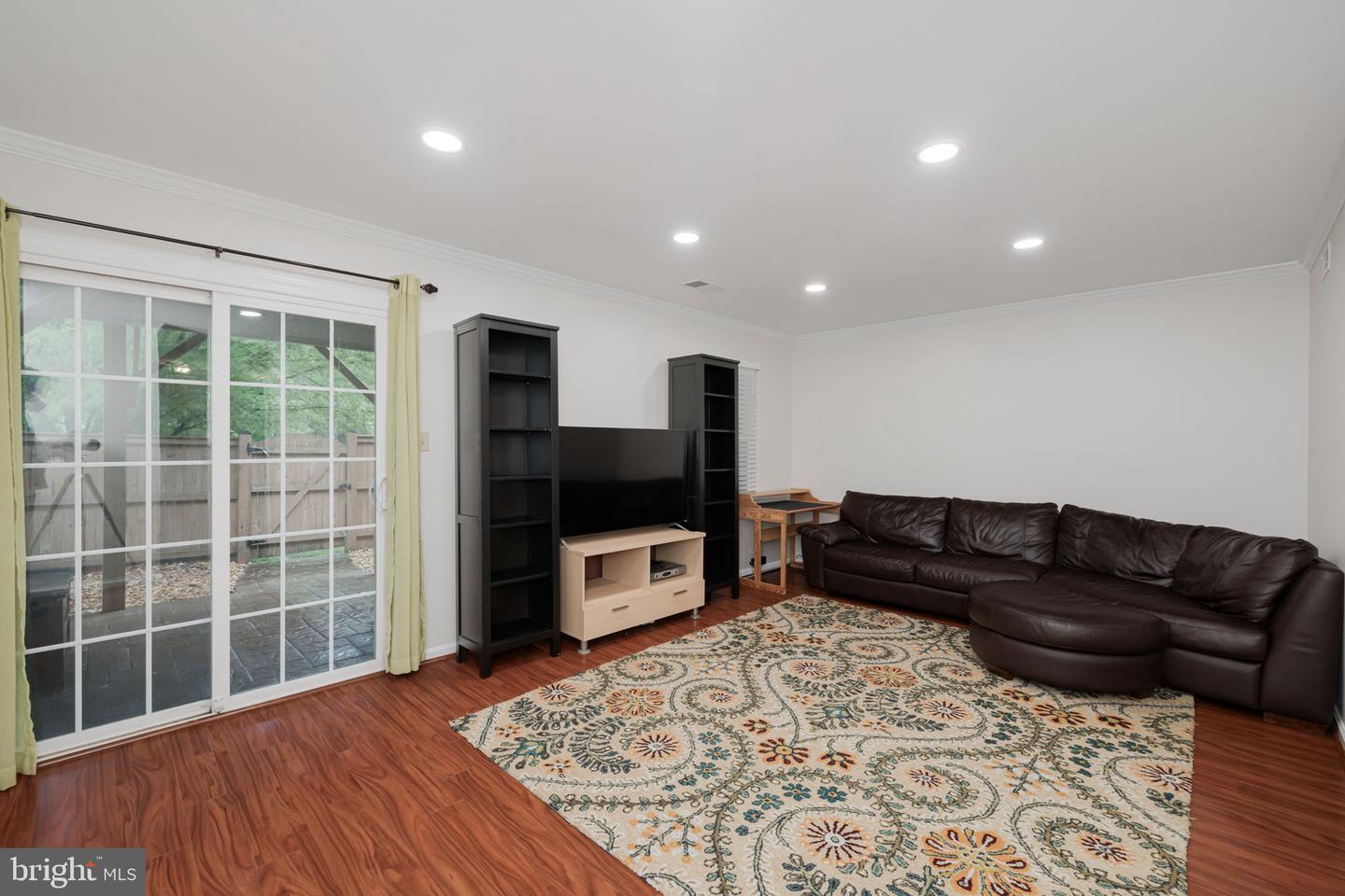 6745 CARDINAL WOODS CT, LORTON, Virginia 22079, 4 Bedrooms Bedrooms, ,3 BathroomsBathrooms,Residential,For sale,6745 CARDINAL WOODS CT,VAFX2237200 MLS # VAFX2237200