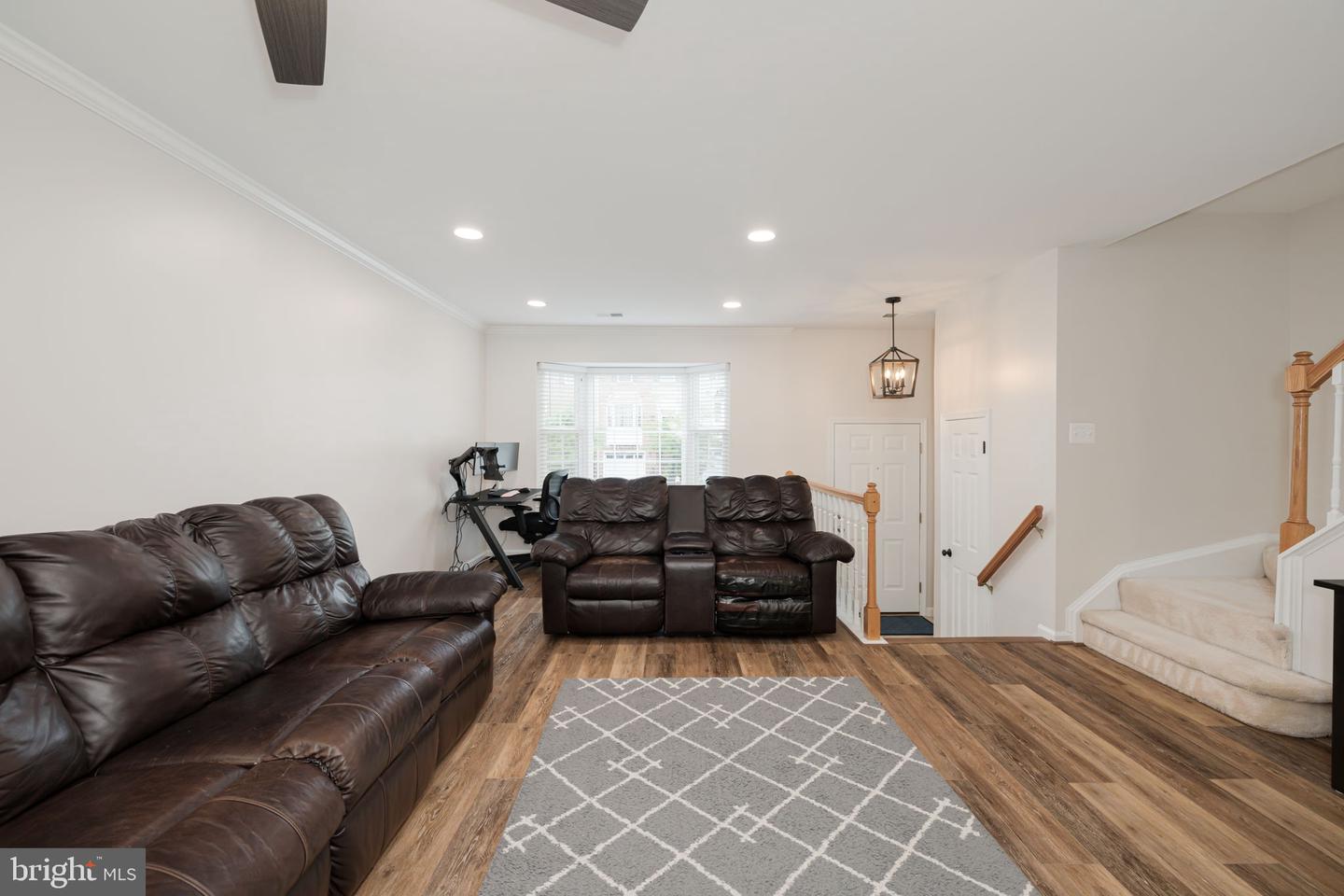 6745 CARDINAL WOODS CT, LORTON, Virginia 22079, 4 Bedrooms Bedrooms, ,3 BathroomsBathrooms,Residential,For sale,6745 CARDINAL WOODS CT,VAFX2237200 MLS # VAFX2237200