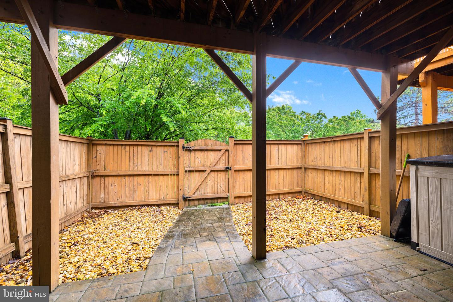 6745 CARDINAL WOODS CT, LORTON, Virginia 22079, 4 Bedrooms Bedrooms, ,3 BathroomsBathrooms,Residential,For sale,6745 CARDINAL WOODS CT,VAFX2237200 MLS # VAFX2237200