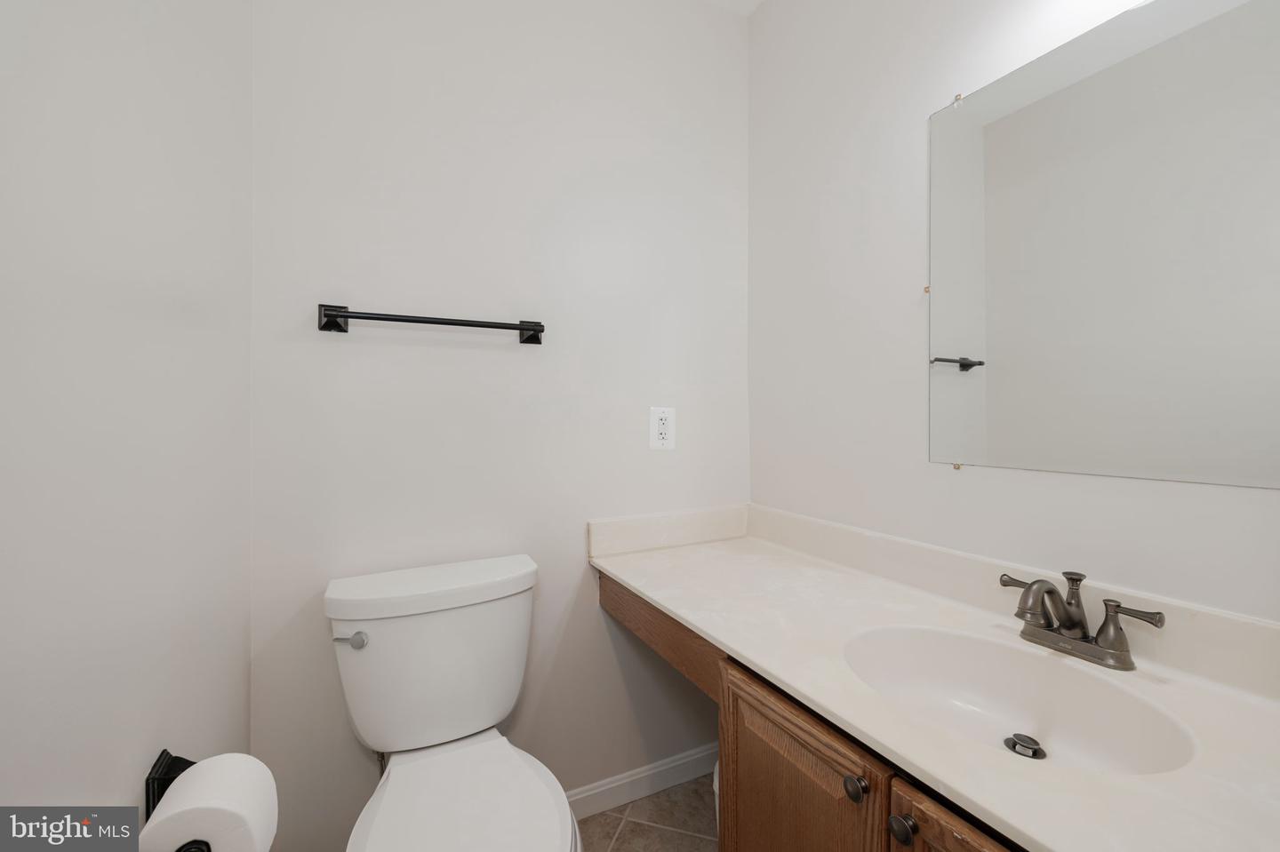 6745 CARDINAL WOODS CT, LORTON, Virginia 22079, 4 Bedrooms Bedrooms, ,3 BathroomsBathrooms,Residential,For sale,6745 CARDINAL WOODS CT,VAFX2237200 MLS # VAFX2237200
