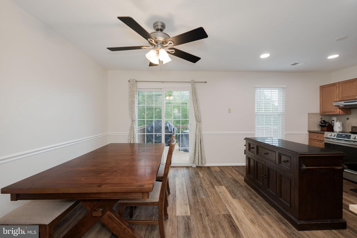 6745 CARDINAL WOODS CT, LORTON, Virginia 22079, 4 Bedrooms Bedrooms, ,3 BathroomsBathrooms,Residential,For sale,6745 CARDINAL WOODS CT,VAFX2237200 MLS # VAFX2237200