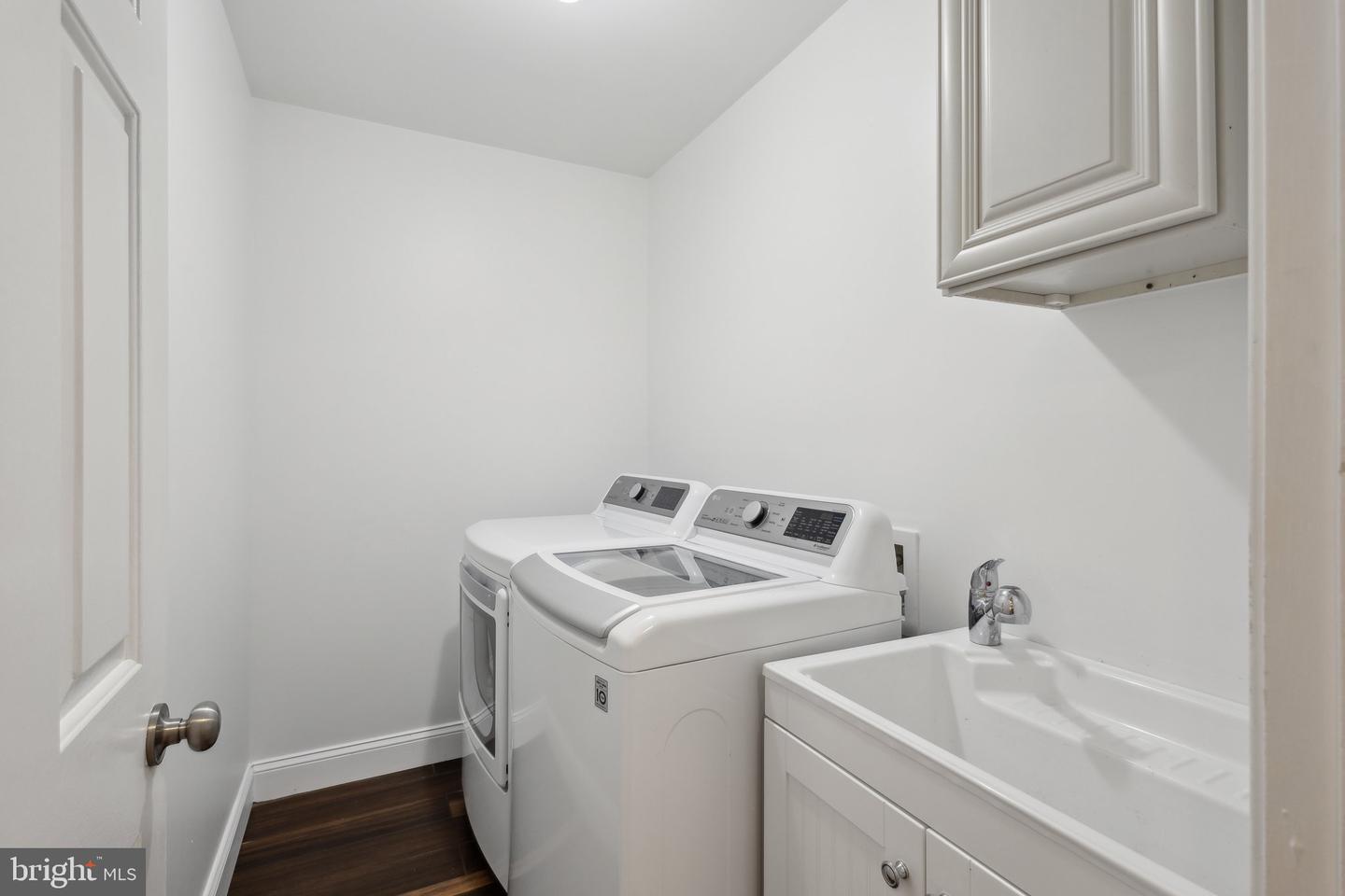 4903 LANYARD LN, WOODBRIDGE, Virginia 22192, 5 Bedrooms Bedrooms, ,3 BathroomsBathrooms,Residential,For sale,4903 LANYARD LN,VAPW2093430 MLS # VAPW2093430