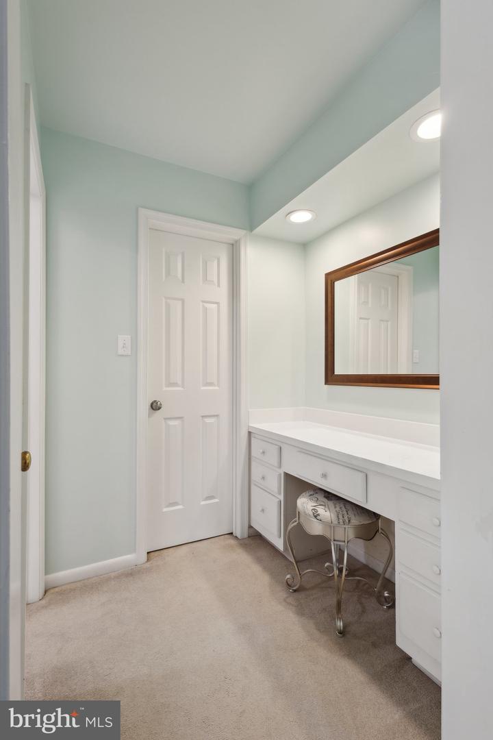 4903 LANYARD LN, WOODBRIDGE, Virginia 22192, 5 Bedrooms Bedrooms, ,3 BathroomsBathrooms,Residential,For sale,4903 LANYARD LN,VAPW2093430 MLS # VAPW2093430