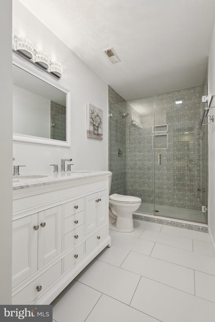 4903 LANYARD LN, WOODBRIDGE, Virginia 22192, 5 Bedrooms Bedrooms, ,3 BathroomsBathrooms,Residential,For sale,4903 LANYARD LN,VAPW2093430 MLS # VAPW2093430