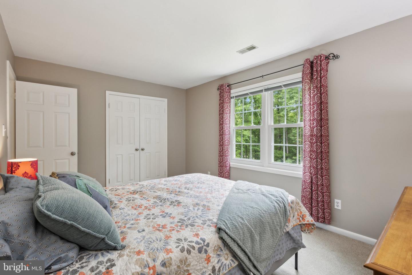 4903 LANYARD LN, WOODBRIDGE, Virginia 22192, 5 Bedrooms Bedrooms, ,3 BathroomsBathrooms,Residential,For sale,4903 LANYARD LN,VAPW2093430 MLS # VAPW2093430