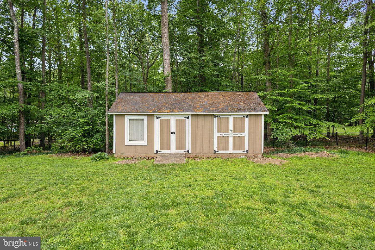 4903 LANYARD LN, WOODBRIDGE, Virginia 22192, 5 Bedrooms Bedrooms, ,3 BathroomsBathrooms,Residential,For sale,4903 LANYARD LN,VAPW2093430 MLS # VAPW2093430