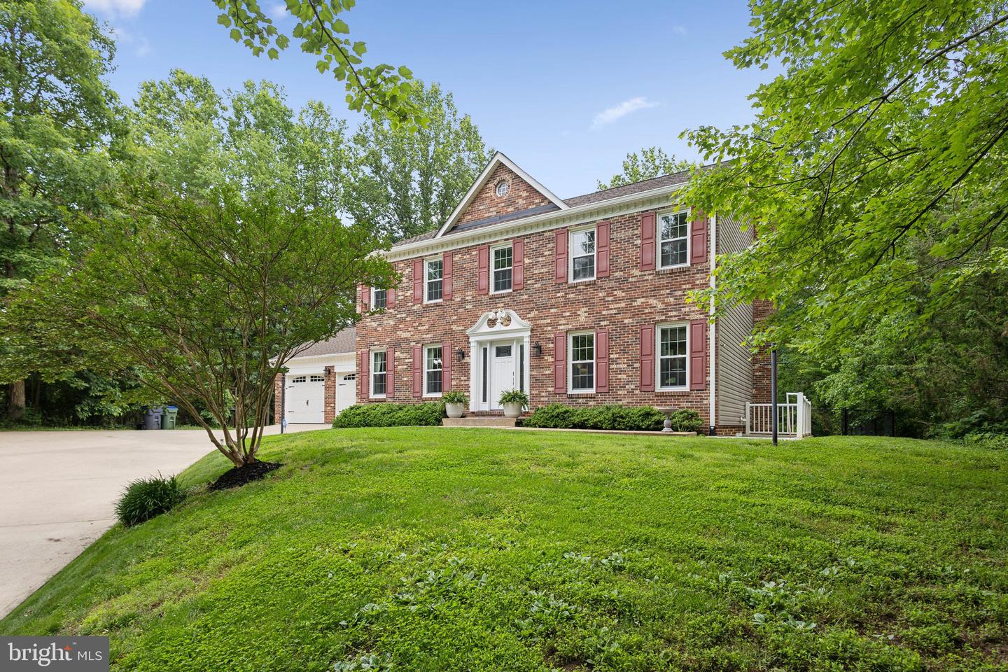 4903 LANYARD LN, WOODBRIDGE, Virginia 22192, 5 Bedrooms Bedrooms, ,3 BathroomsBathrooms,Residential,For sale,4903 LANYARD LN,VAPW2093430 MLS # VAPW2093430