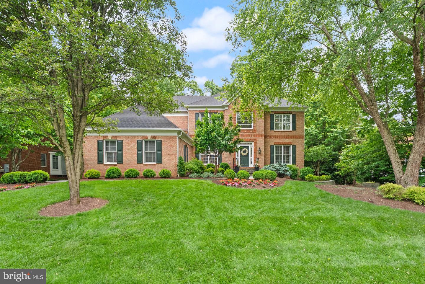 12019 WANDABURY RD, OAKTON, Virginia 22124, 5 Bedrooms Bedrooms, ,4 BathroomsBathrooms,Residential,For sale,12019 WANDABURY RD,VAFX2238290 MLS # VAFX2238290