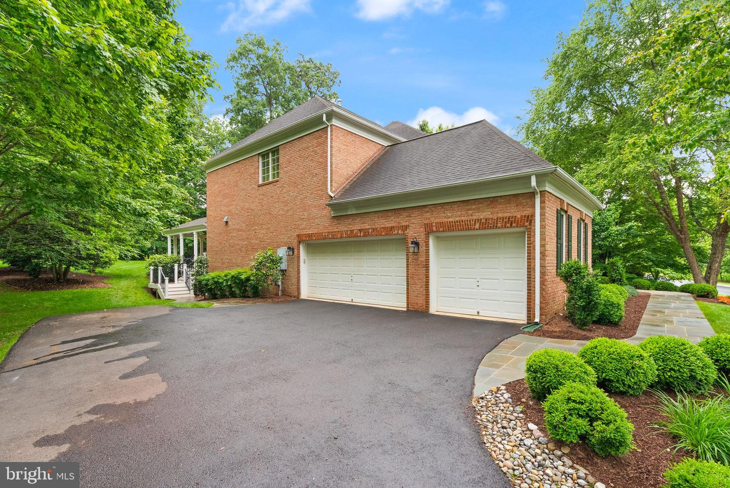 12019 WANDABURY RD, OAKTON, Virginia 22124, 5 Bedrooms Bedrooms, ,4 BathroomsBathrooms,Residential,For sale,12019 WANDABURY RD,VAFX2238290 MLS # VAFX2238290