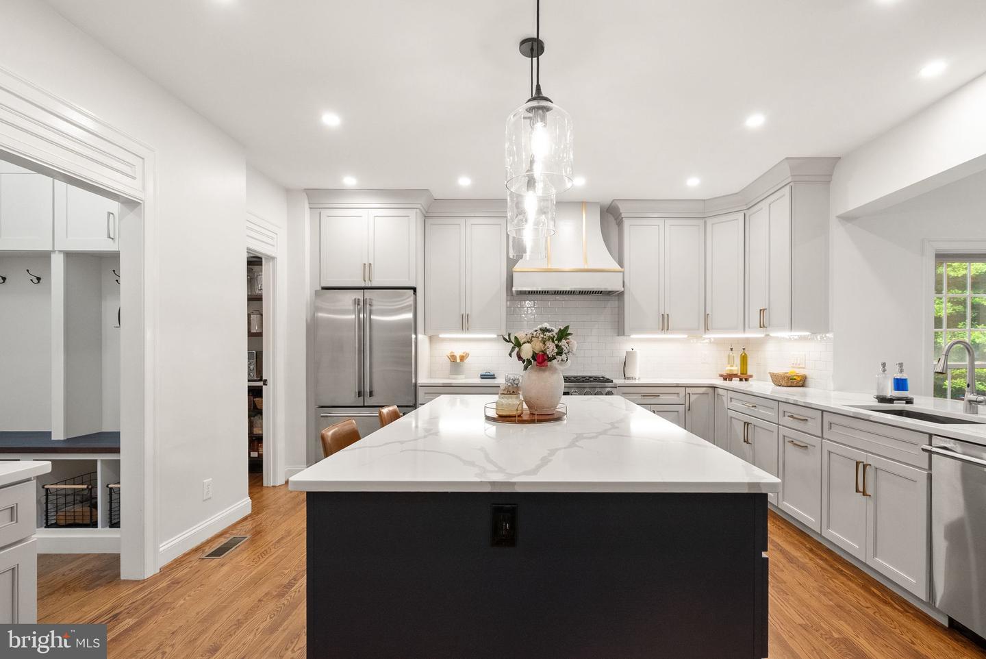 12019 WANDABURY RD, OAKTON, Virginia 22124, 5 Bedrooms Bedrooms, ,4 BathroomsBathrooms,Residential,For sale,12019 WANDABURY RD,VAFX2238290 MLS # VAFX2238290
