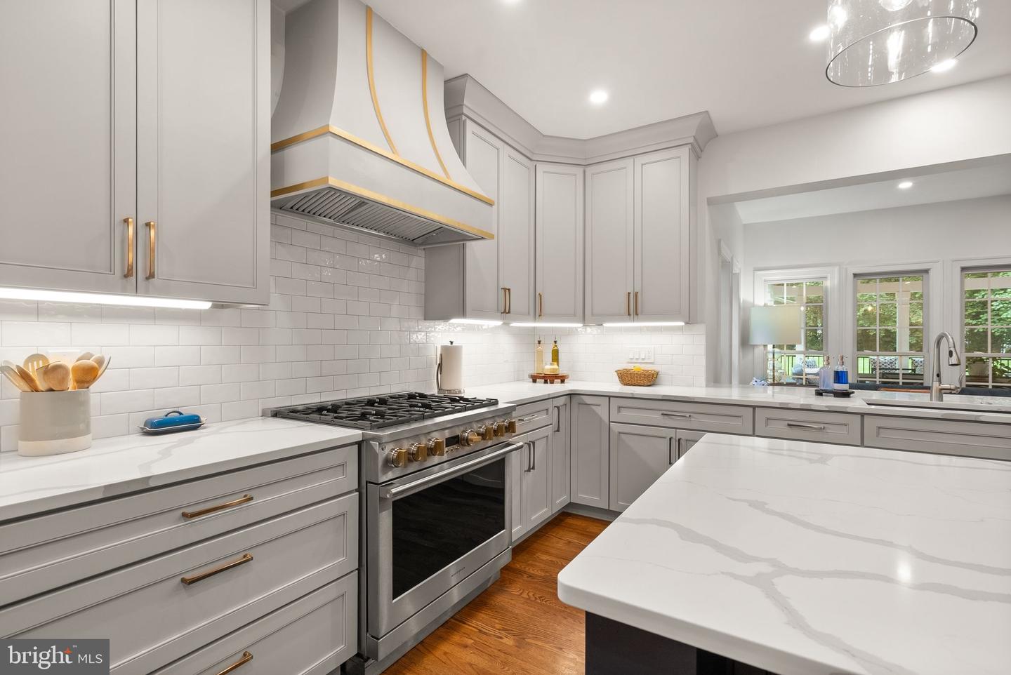 12019 WANDABURY RD, OAKTON, Virginia 22124, 5 Bedrooms Bedrooms, ,4 BathroomsBathrooms,Residential,For sale,12019 WANDABURY RD,VAFX2238290 MLS # VAFX2238290