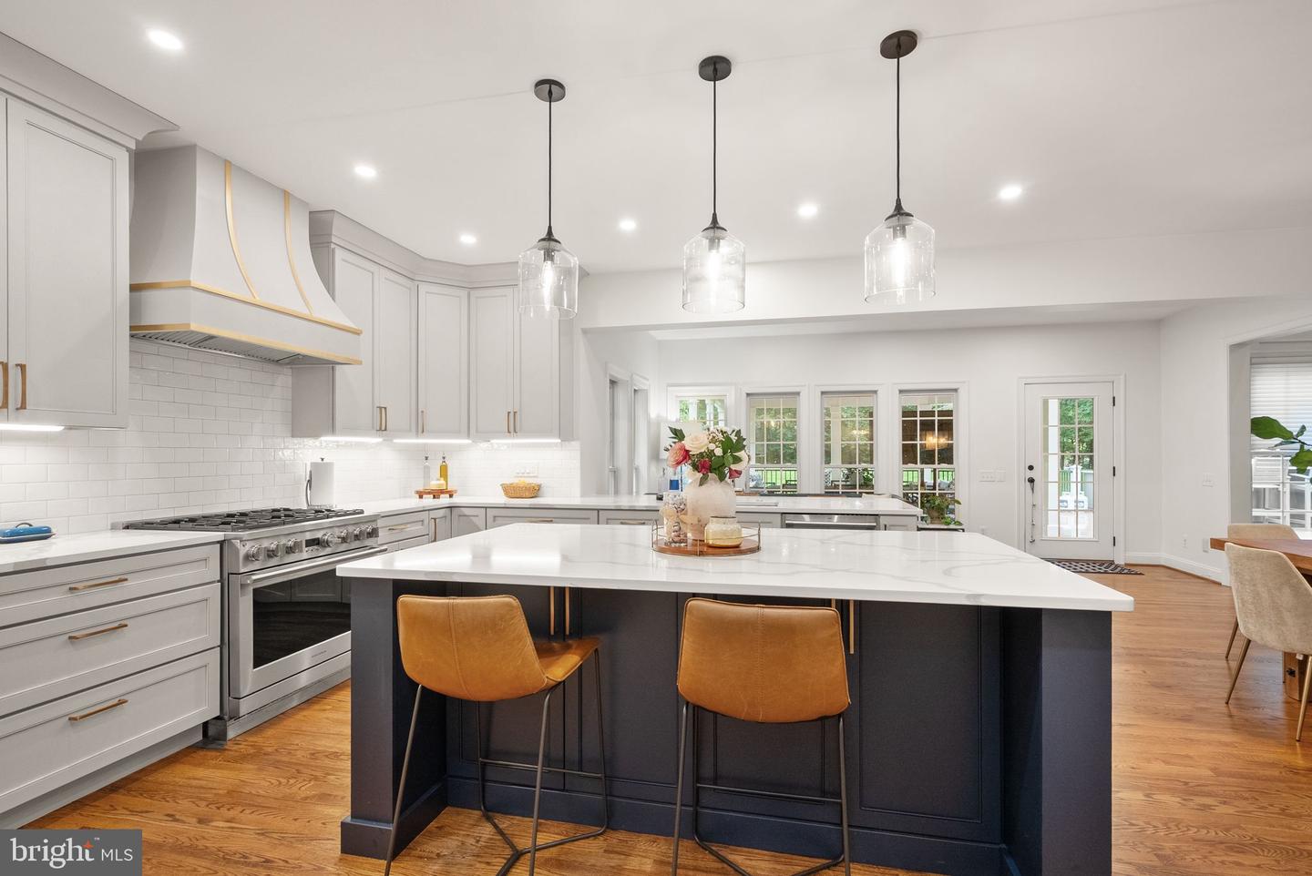 12019 WANDABURY RD, OAKTON, Virginia 22124, 5 Bedrooms Bedrooms, ,4 BathroomsBathrooms,Residential,For sale,12019 WANDABURY RD,VAFX2238290 MLS # VAFX2238290