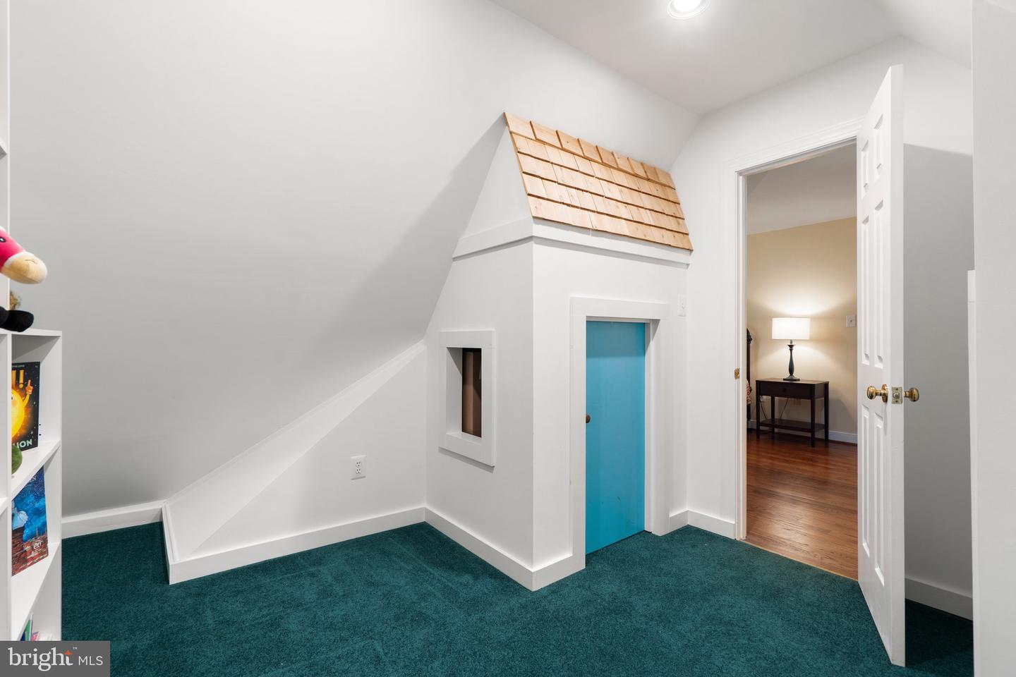 6008 FINCHINGFIELD RD, WARRENTON, Virginia 20187, 4 Bedrooms Bedrooms, ,3 BathroomsBathrooms,Residential,For sale,6008 FINCHINGFIELD RD,VAFQ2016494 MLS # VAFQ2016494