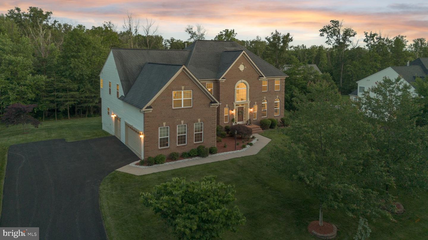 9113 MARIAH JEFFERSON CT, LORTON, Virginia 22079, 5 Bedrooms Bedrooms, ,4 BathroomsBathrooms,Residential,For sale,9113 MARIAH JEFFERSON CT,VAFX2238754 MLS # VAFX2238754