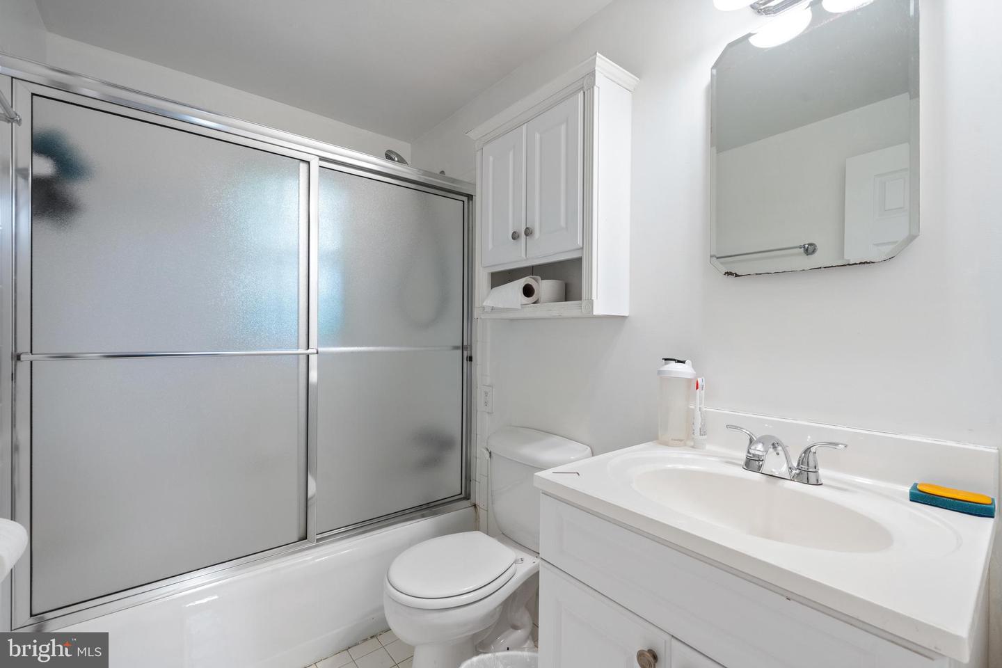 14033 ROANOKE ST, WOODBRIDGE, Virginia 22191, 5 Bedrooms Bedrooms, ,3 BathroomsBathrooms,Residential,For sale,14033 ROANOKE ST,VAPW2094116 MLS # VAPW2094116