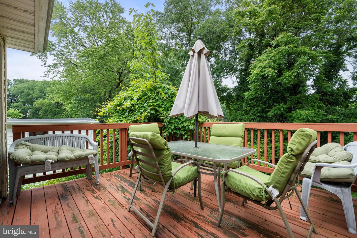 14033 ROANOKE ST, WOODBRIDGE, Virginia 22191, 5 Bedrooms Bedrooms, ,3 BathroomsBathrooms,Residential,For sale,14033 ROANOKE ST,VAPW2094116 MLS # VAPW2094116