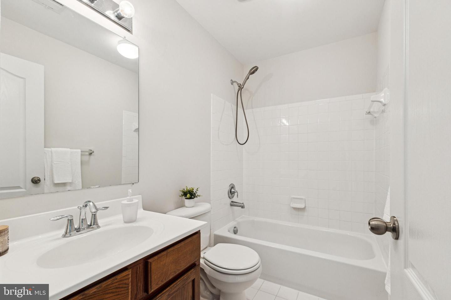 11181 WORTHAM CREST CIR, MANASSAS, Virginia 20109, 3 Bedrooms Bedrooms, ,2 BathroomsBathrooms,Residential,For sale,11181 WORTHAM CREST CIR,VAPW2094184 MLS # VAPW2094184