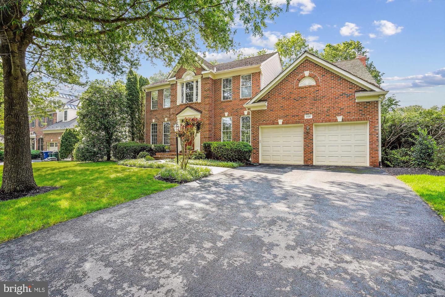 1326 MOORE PL SW, LEESBURG, Virginia 20175, 4 Bedrooms Bedrooms, ,3 BathroomsBathrooms,Residential,For sale,1326 MOORE PL SW,VALO2095846 MLS # VALO2095846