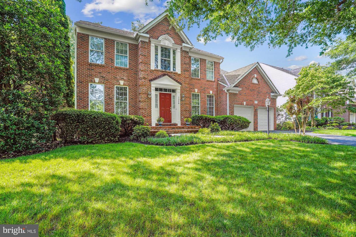 1326 MOORE PL SW, LEESBURG, Virginia 20175, 4 Bedrooms Bedrooms, ,3 BathroomsBathrooms,Residential,For sale,1326 MOORE PL SW,VALO2095846 MLS # VALO2095846