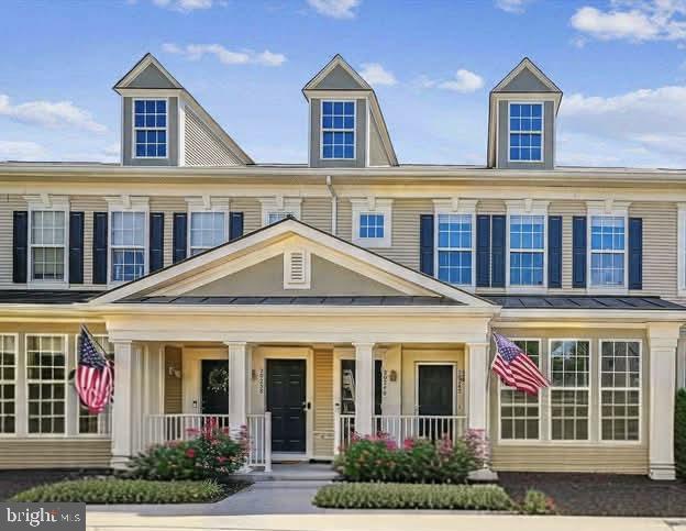 20242 MACGLASHAN TER, ASHBURN, Virginia 20147, 3 Bedrooms Bedrooms, ,2 BathroomsBathrooms,Residential,For sale,20242 MACGLASHAN TER,VALO2095872 MLS # VALO2095872